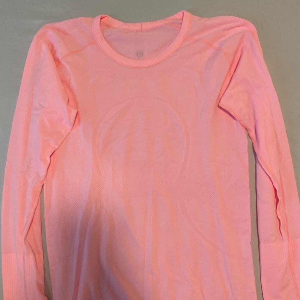 Lululemon Swiftly Tech